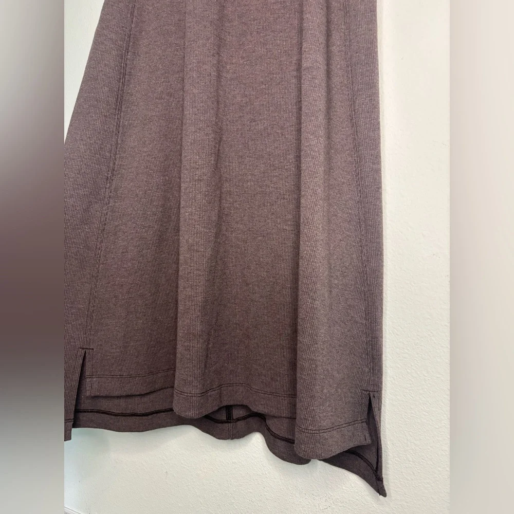 LULULEMON MAUVE TURTLENECK MIDI DRESS SZ SMALL